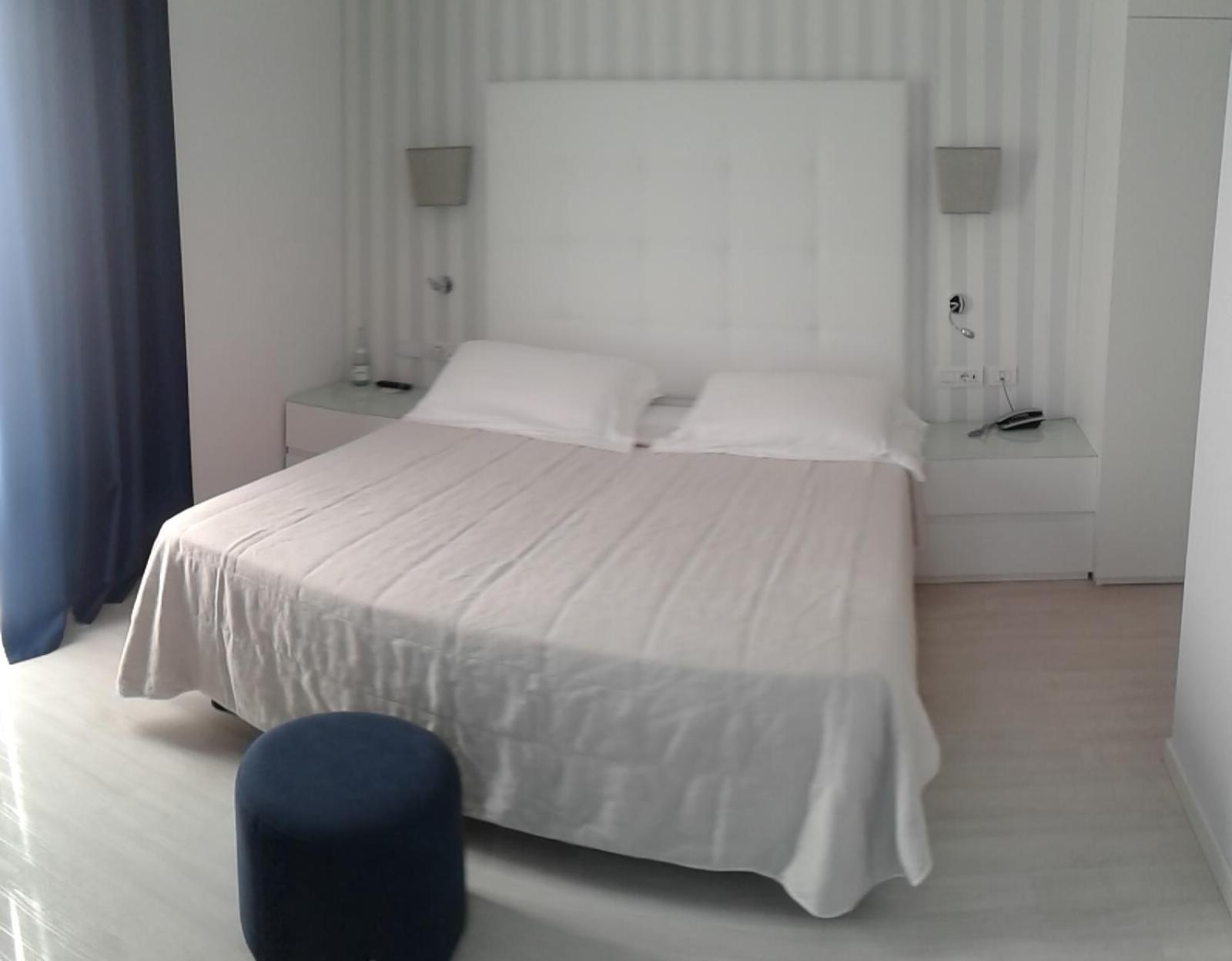 Fedora Hotel 3*
